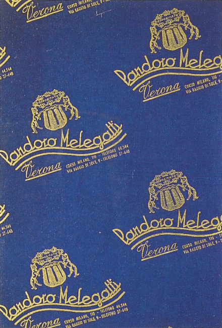Pandoro packaging in the 1950s and 1960s.